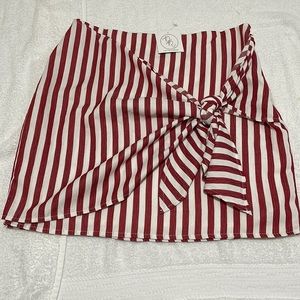 NWT striped tie front skirt. M
